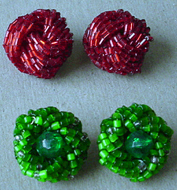 Glass bead clip earrings