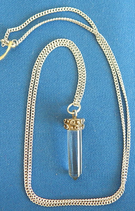 Quartz crystal pendant