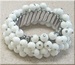 White blass bead stretch bracelet